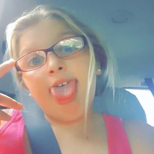 Meet your Posher, Alexus